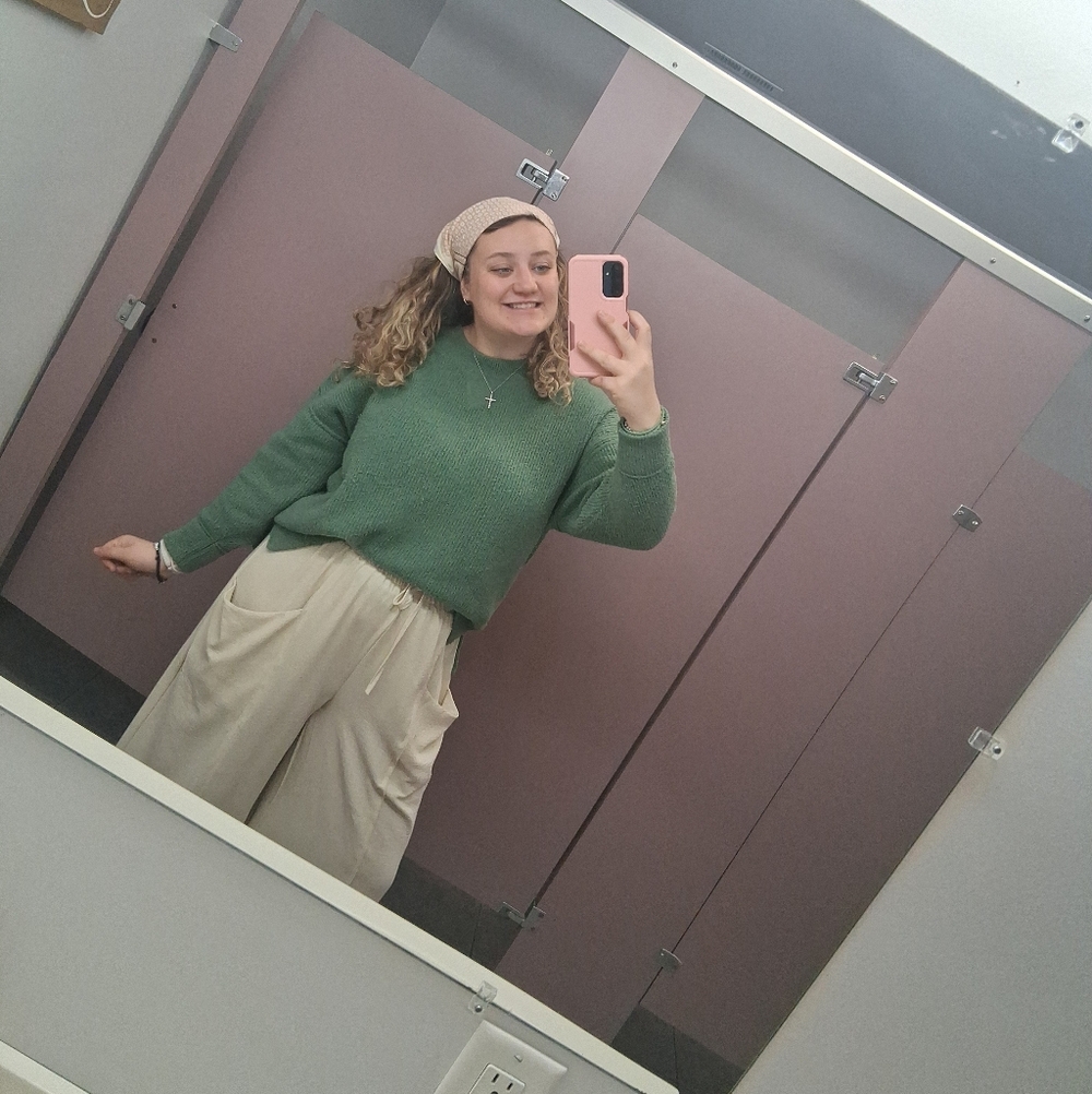 Meet your Posher, Ari
